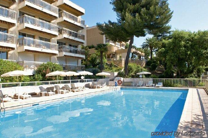 Les Genevriers Apartment Кан Екстериор снимка
