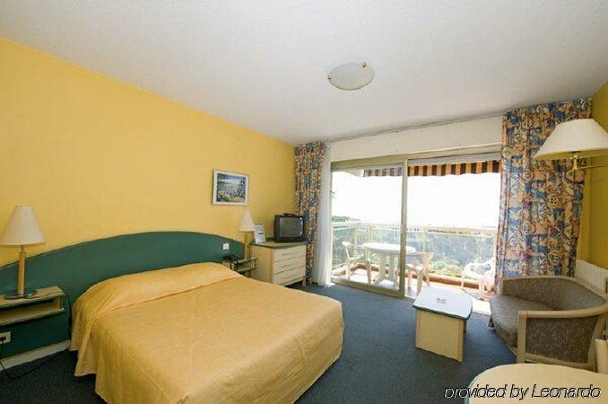 Les Genevriers Apartment Кан Стая снимка