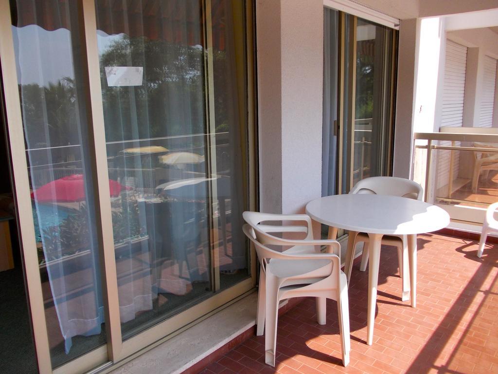 Les Genevriers Apartment Кан Стая снимка
